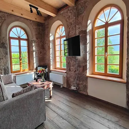 Apartment Lichtdurchflutetes Mit Sauna & Kamin *