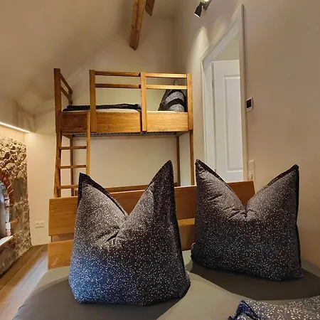 Apartment Lichtdurchflutetes Mit Sauna & Kamin