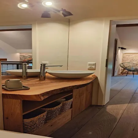 Apartment Lichtdurchflutetes Mit Sauna & Kamin *